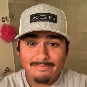 Meet your Posher, Jonathan